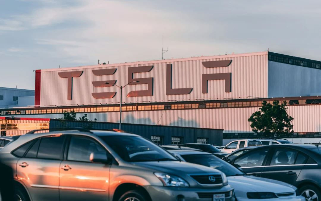 Φωτιά σε εργοστάσιο της Tesla στη Γερμανία – Εκατοντάδες μπαταρίες επηρεάστηκαν
