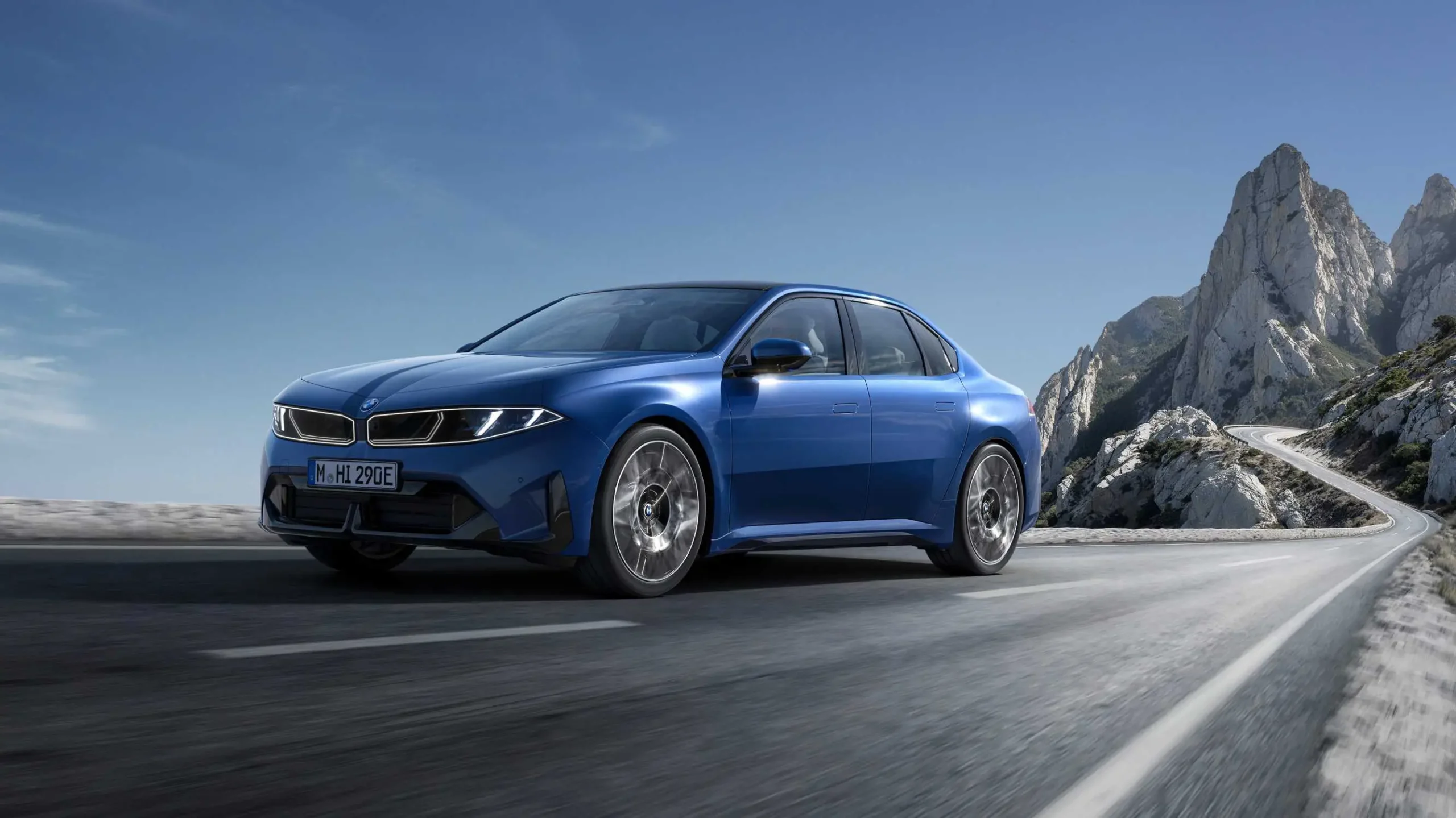 BMW i3 40 xDrive: Νέα βασική έκδοση με 710 χλμ. αυτονομία Η ηλεκτρική BMW i3 στην έκδοση 50 xDrive