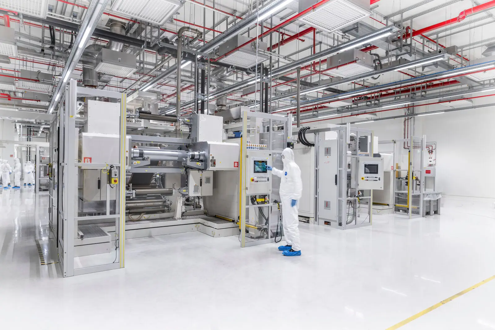 Volkswagen Gotion: Τρεις κοινές εταιρείες για μπαταρίες LFP Volkswagen Gotion: ενδεικτική εικόνα παραγωγής κυψελών μπαταρίας σε μεγάλη κλίμακα
